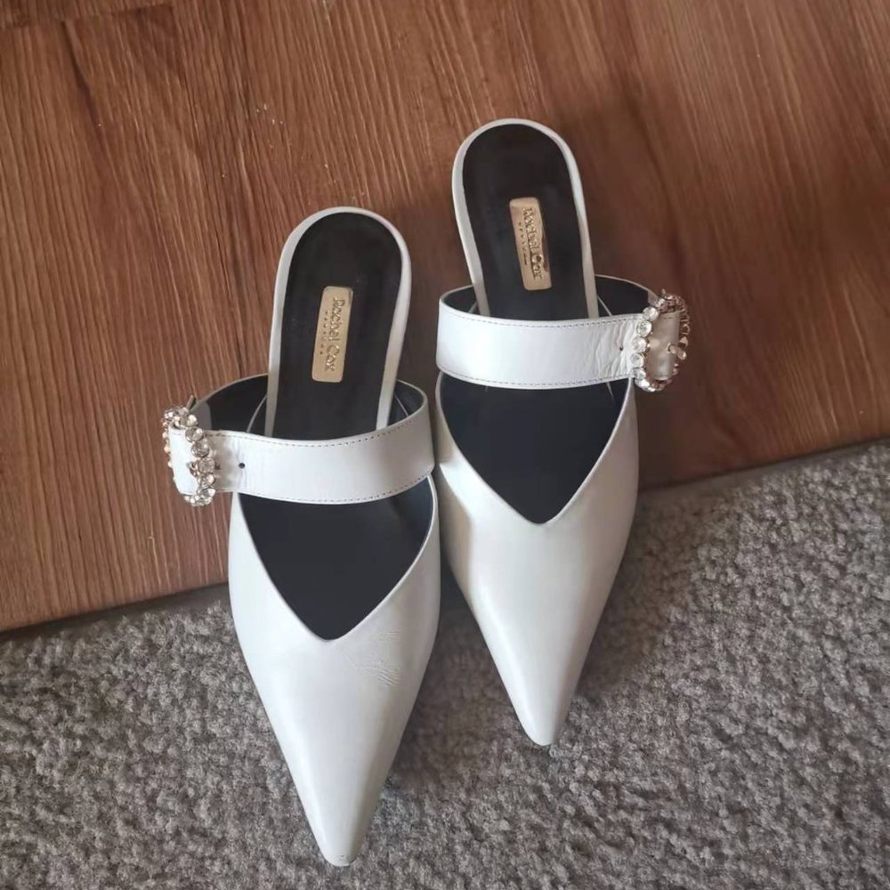 Rachel Cox Sora 2cm Heel White Pumps with Crystal Buckle Size 5 - Picture 3 of 4